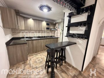 apartamento en arriendo en candelaria. Cod A70266