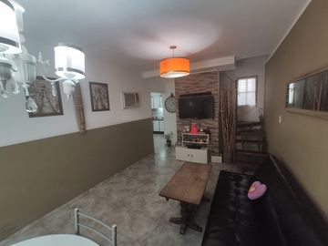 Duplex en venta en Moron Centro