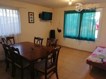 Casa en venta de 3 dorm. en Los Angeles