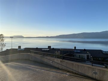 Exclusivo Departamento en Venta con Vista al Lago | Pucón