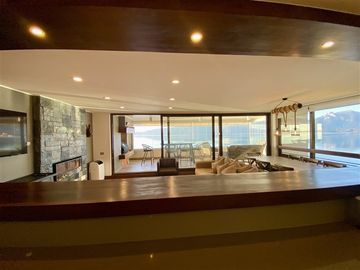 Exclusivo Departamento en Venta con Vista al Lago | Pucón