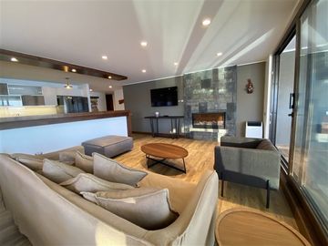 Exclusivo Departamento en Venta con Vista al Lago | Pucón