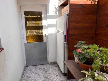 Casa PH en venta en Lanus Este