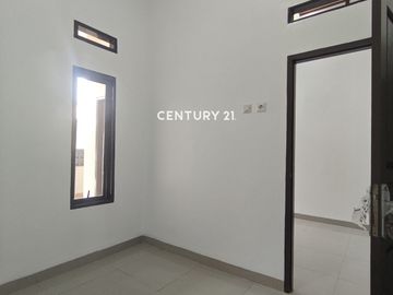 Dijuak Rumah SIap Huni Cantik Di Asri Bahagia Bekasi