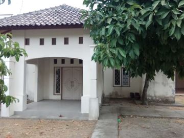 House near Jl Bung Hatta