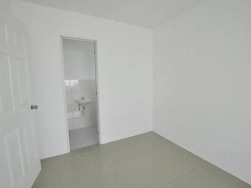 3 Bedroom House and Lot For Sale Lancaster Imus Chessa