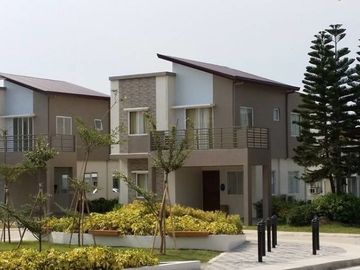 3 Bedroom House and Lot For Sale Lancaster Imus Chessa
