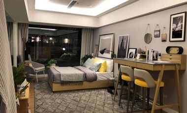 1BR unit FOR SALE  along EDSA in Vertis North, MRT3 near Q.ave, Sm north, Veterans Hospital, GMA, ABS-CBN,Timog, The Grass, Vertis Mall, SEDA HOTEL, S