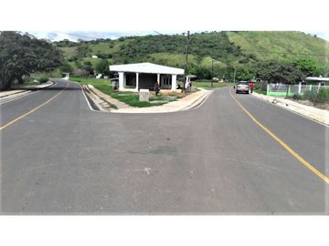 TERRENO EN EL NARANJAL COCLÉ