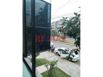 ✨ ¡Oportunidad única en Trujillo! ✨

Descubre tu próximo hogar en este acogedor departamento, ubicado en la privilegiada dirección de Av. Costa Rica