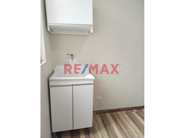 ✨ ¡Oportunidad única en Trujillo! ✨

Descubre tu próximo hogar en este acogedor departamento, ubicado en la privilegiada dirección de Av. Costa Rica
