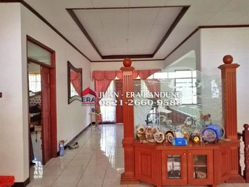 Rumah mewah dekat Mall Setrasari & Sutami