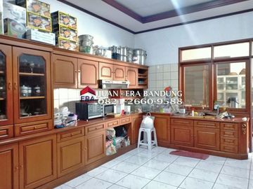 Rumah mewah dekat Mall Setrasari & Sutami