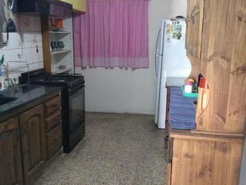 CASA 3 AMB. CON LOCAL *NUEVO VALOR*
