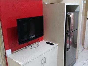 Apartemen green pramuka tahunan free IPL dan full furnished