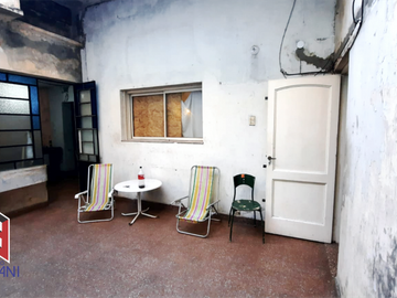 Casa 3 AMB c/ E. Vehiculo- s/ Lote 164m2-EXCELENTE UBICACION