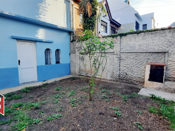 Casa 3 AMB c/ E. Vehiculo- s/ Lote 164m2-EXCELENTE UBICACION