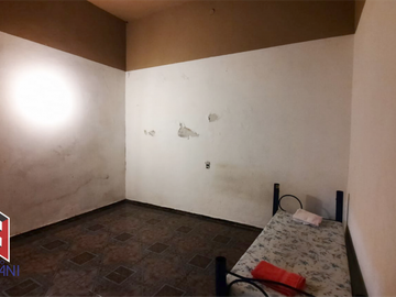Casa 3 AMB c/ E. Vehiculo- s/ Lote 164m2-EXCELENTE UBICACION