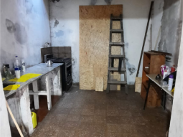 Casa 3 AMB c/ E. Vehiculo- s/ Lote 164m2-EXCELENTE UBICACION