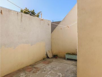 Casa en PH al frente, 3 habitaciones. En venta. Tandil