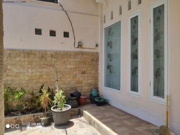 Rumah Mojoklangru Lor Hadap utara xysai