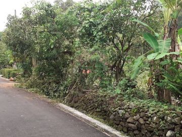 Rumah Modern Lingkungan Asri dan Strategis Dekat Jl Jogja Solo