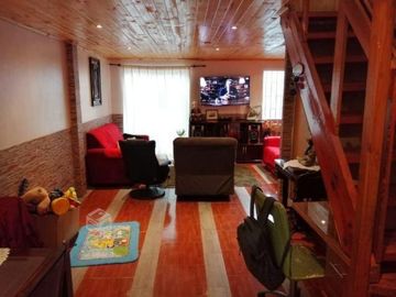EN VENTA CASA  EN VILLA DON PABLO, MAULE