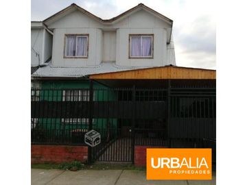 EN VENTA CASA  EN VILLA DON PABLO, MAULE
