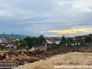 DIJUAL VILLA MEWAH 2 LANTAI DI BALI ALA SULTAN DEKAT TOL MANDRA DAN PANTAI SAWANGAN