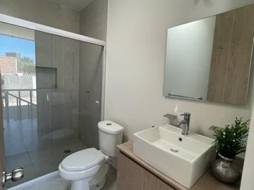 CASA EN VENTA DOS PLANTAS EN JESUS MARIA AGS