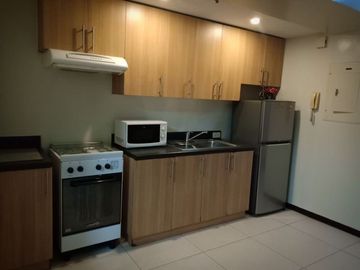 Furnished 2BR Loft For Rent in Columns Legazpi Village
