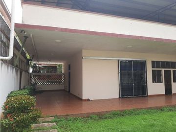 GANGA! SE VENDE CASA EN LA ALAMEDA 4934VK