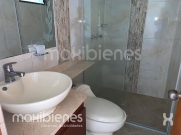 apartamento en arriendo en mesa. Cod A26001