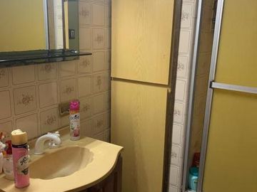 ¡¡CASA DE 5 AMBIENTES EN DOS PLANTAS A LA VENTA!!