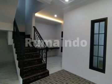 Dijual Rumah Siap Huni Dekat Mall Kalibata Pejaten Pasar Minggu Jakarta Selatan