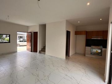CASA EN VENTA EN CIUDAD DEL CARMEN, QUINTA ROO