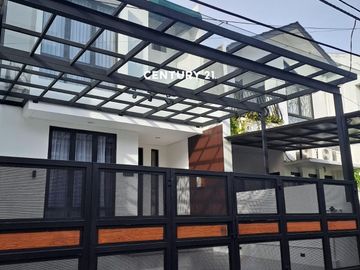 Rumah Fully Furnished SIap Huni Di Sektor 4 MK 18779