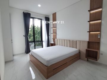Rumah Fully Furnished SIap Huni Di Sektor 4 MK 18779