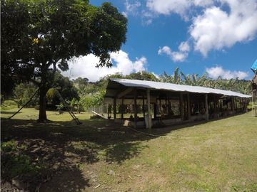 Se Vende Finca en Altos De Pacora $ 600 k AB