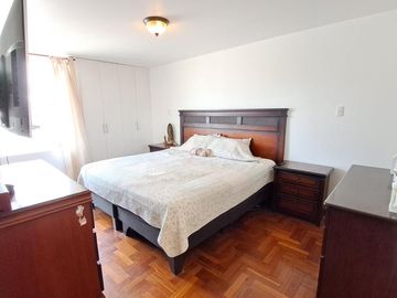Se Vende Lindo Departamento En Un Primer Piso Con Jardín En Casuarina Baja