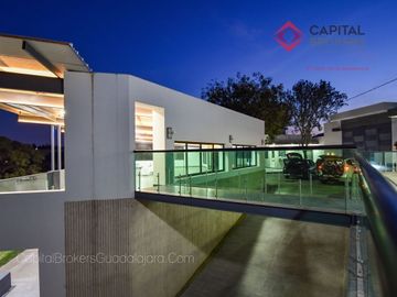 Quinta de Lujo  con Gran Jardín Para Eventos