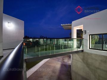 Quinta de Lujo  con Gran Jardín Para Eventos
