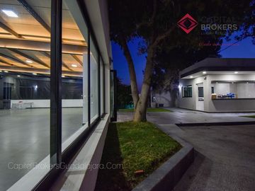 Quinta de Lujo  con Gran Jardín Para Eventos