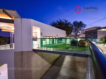Quinta de Lujo  con Gran Jardín Para Eventos