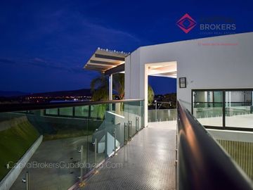 Quinta de Lujo  con Gran Jardín Para Eventos