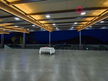 Quinta de Lujo  con Gran Jardín Para Eventos