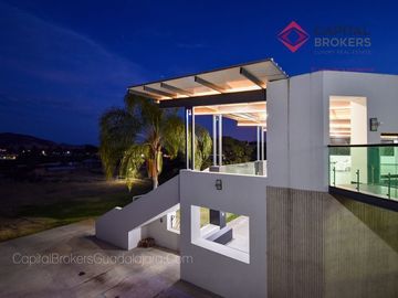 Quinta de Lujo  con Gran Jardín Para Eventos