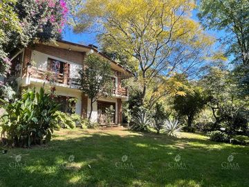 Venta Casa en  San José de La Montaña, Huitzilac - V316