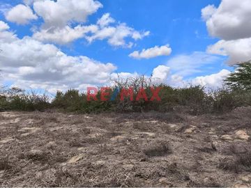🔎¿Buscas un terreno amplio, bien ubicado y con gran proyección comercial o industrial? ¡Esta es tu oportunidad!

💡Ubicado en la Vía de Evitamiento E