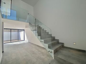 VENTA DE CASA EN ACANTHA, ZIBATA.